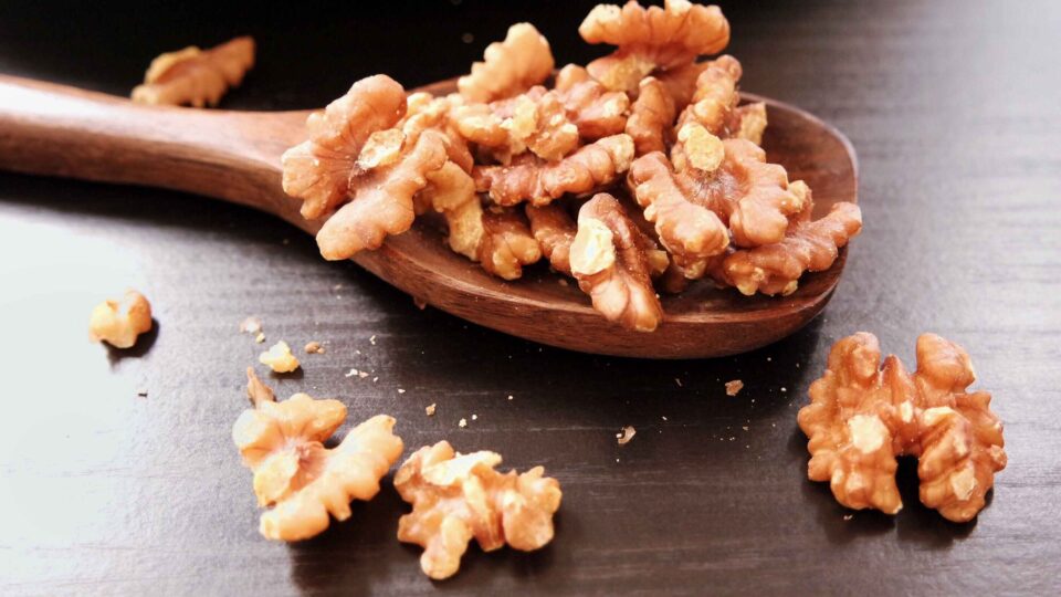 AYURVEDIC DOCTOR WRITES ABOUT HEALTH BENEFITS OF WALNUTS