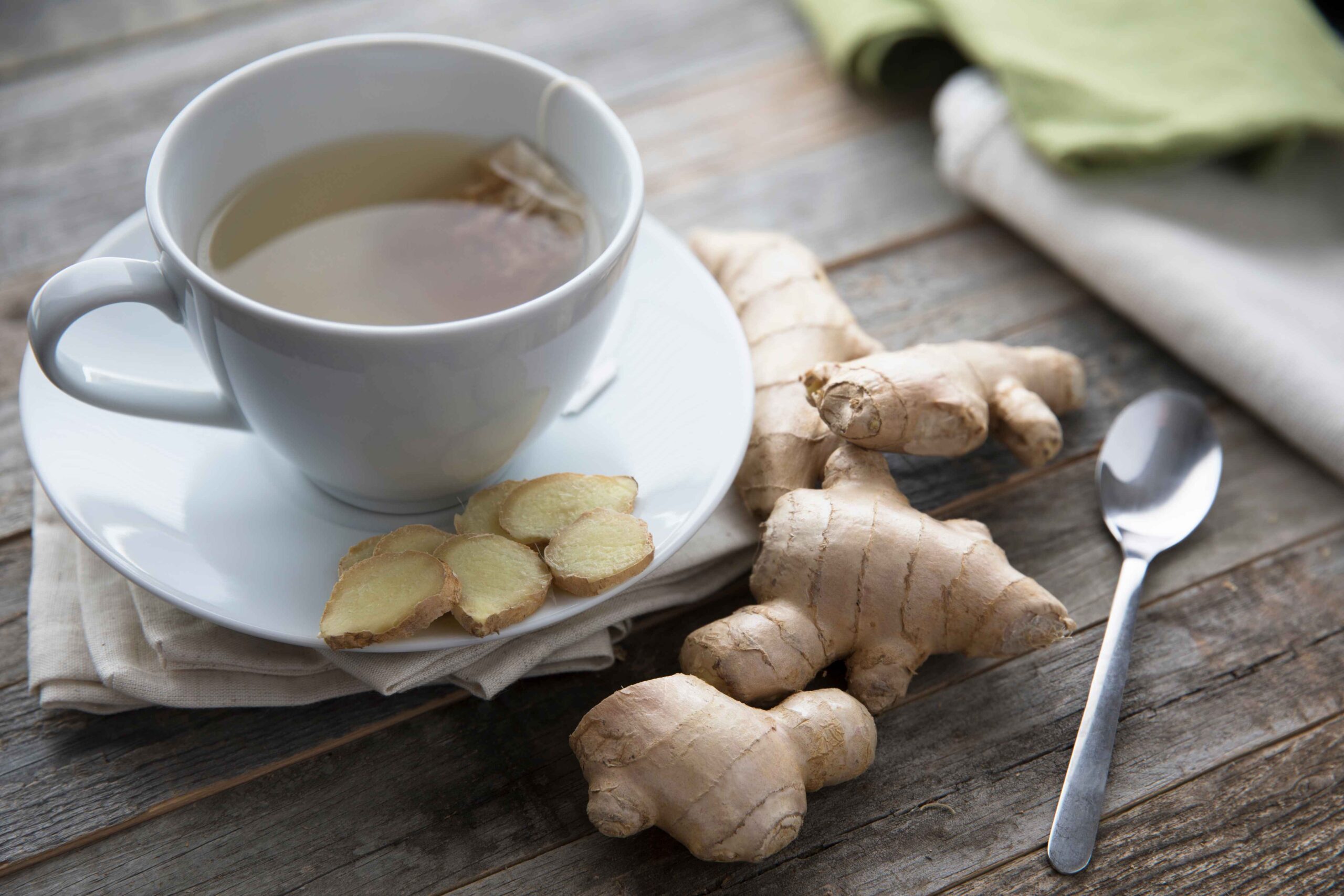 AYURVEDIC DOCTOR TEACHES YOU HOW TO MAKE GINGER TEA