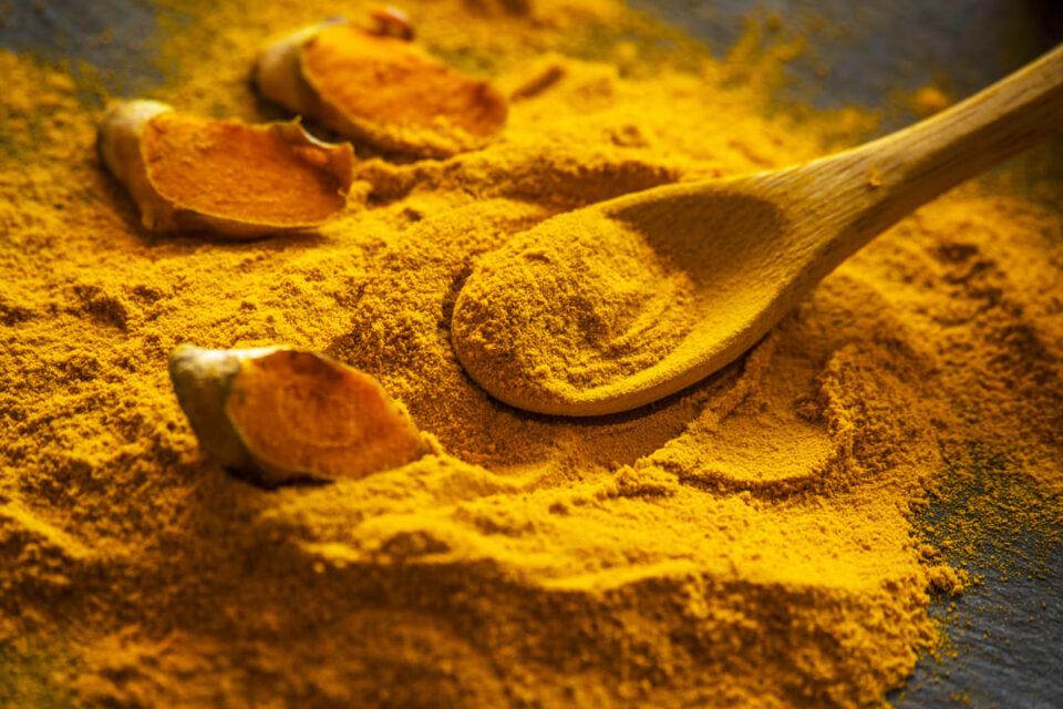 How much turmeric should I take daily for anxiety?